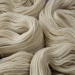 Knomad Latte undyed Knomad Latte undyed