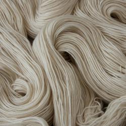 Knomad Soleil fingering undyed